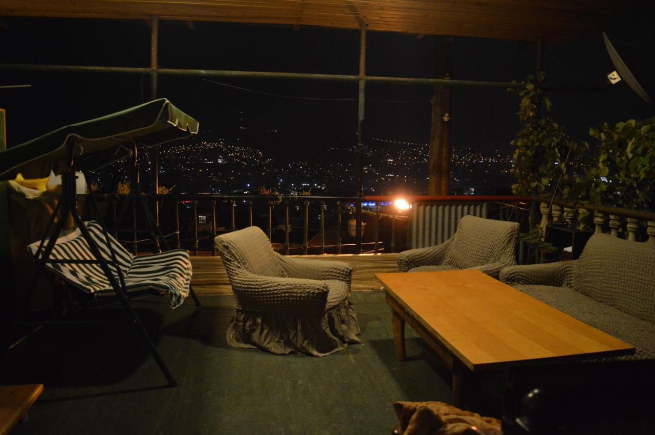 ティビリシTerrace Mtatsmindaアパートメント エクステリア 写真